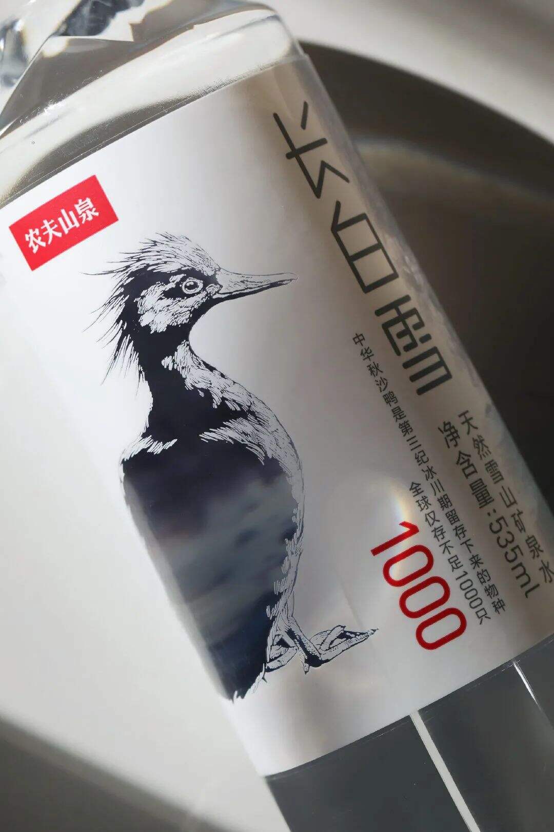 广告人干货库 农夫山泉长白雪主题礼盒包装设计,是初雪的味道!-广告人干货库
