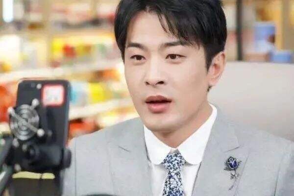 广告人干货库 干货早报:薇娅全网账号被封,知乎被网信办约谈处罚,李佳琦公司回应补税传闻-广告人干货库