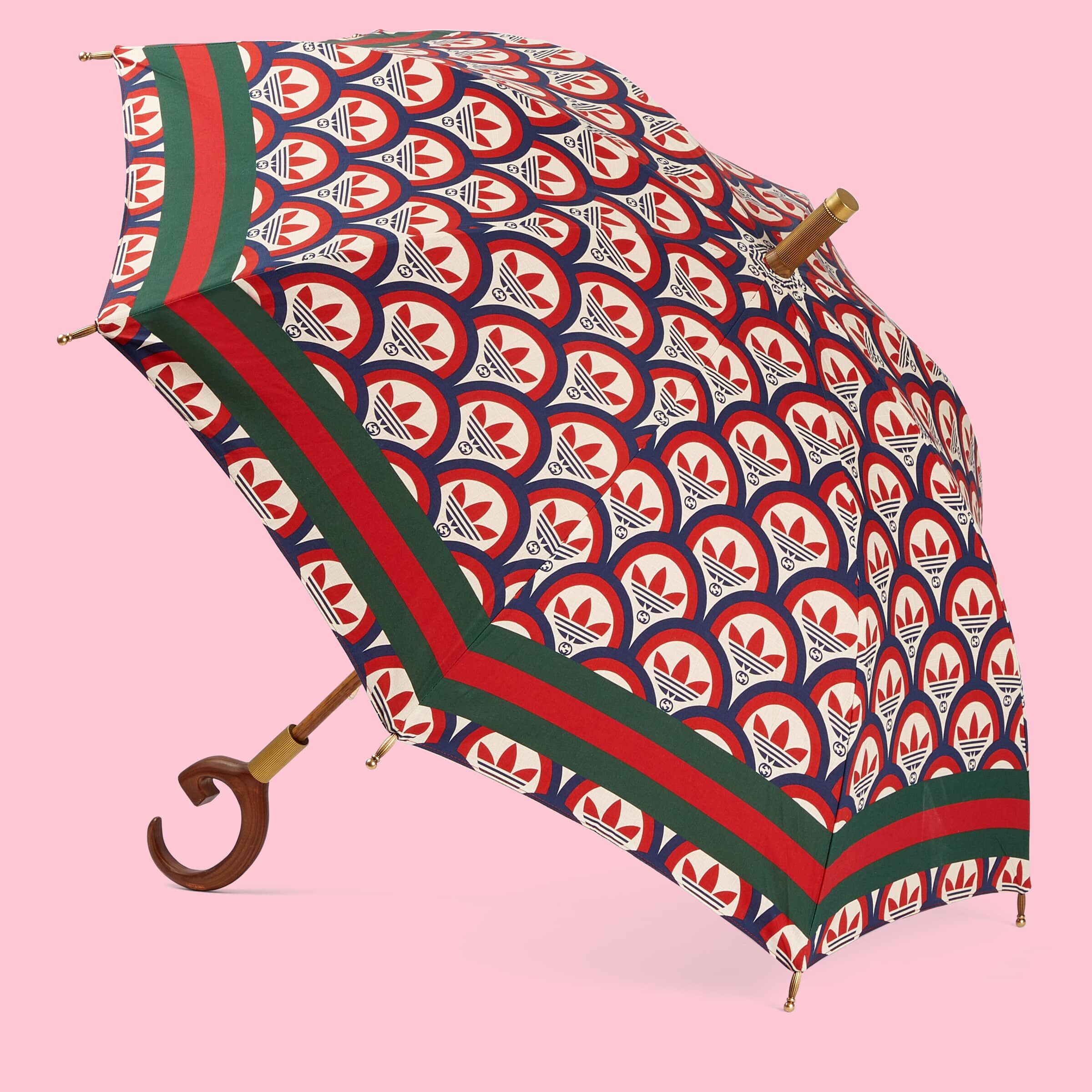 Gucci × adidas 联名伞不防水？-广告人干货库