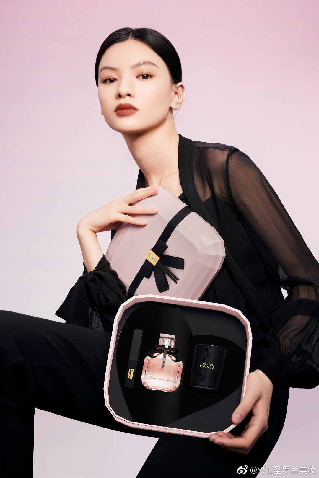 「阿玛尼」、「YSL」推出 520 限定礼盒-广告人干货库