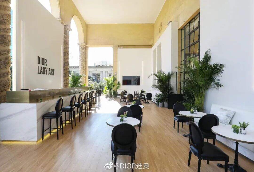 广告人干货库 Dior、LV等扎堆开起咖啡店,挂着“咖啡”做营销?-广告人干货库