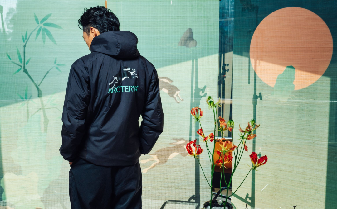 始祖鸟将发售兔年生肖系列服装-广告人干货库