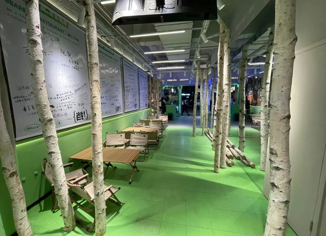 广告人干货库 被树挡住的烤肉店,营销出后续了-广告人干货库