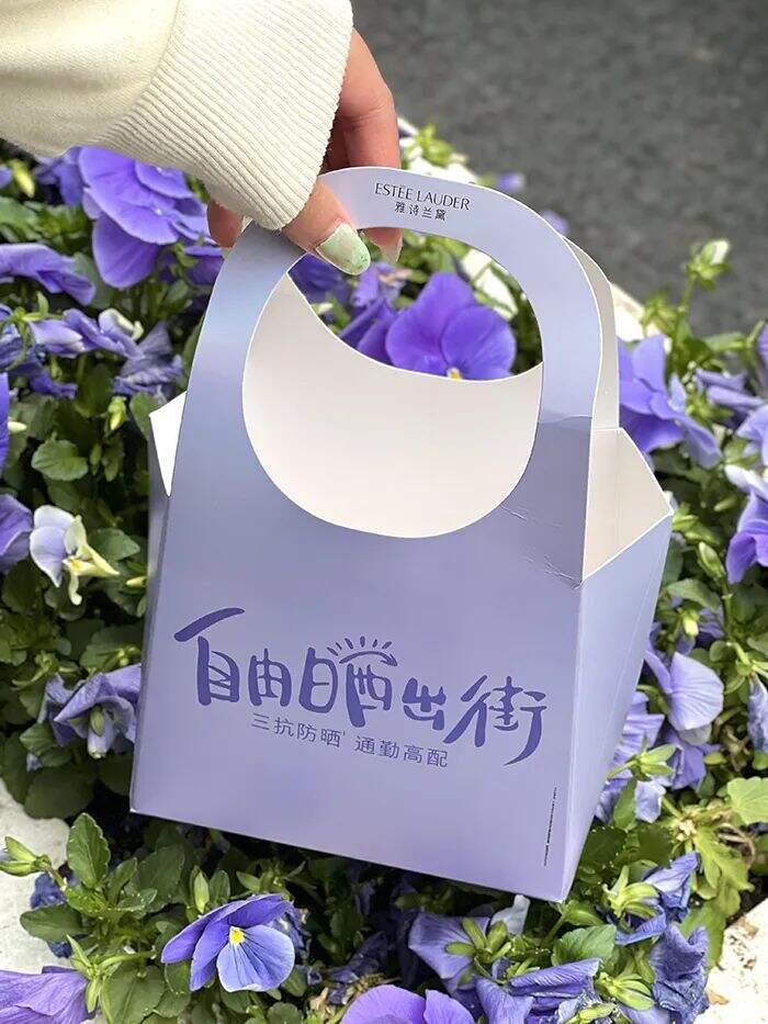 广告人干货库 倒车影像也能看广告?!本周户外广告又有哪些精彩创意?-广告人干货库
