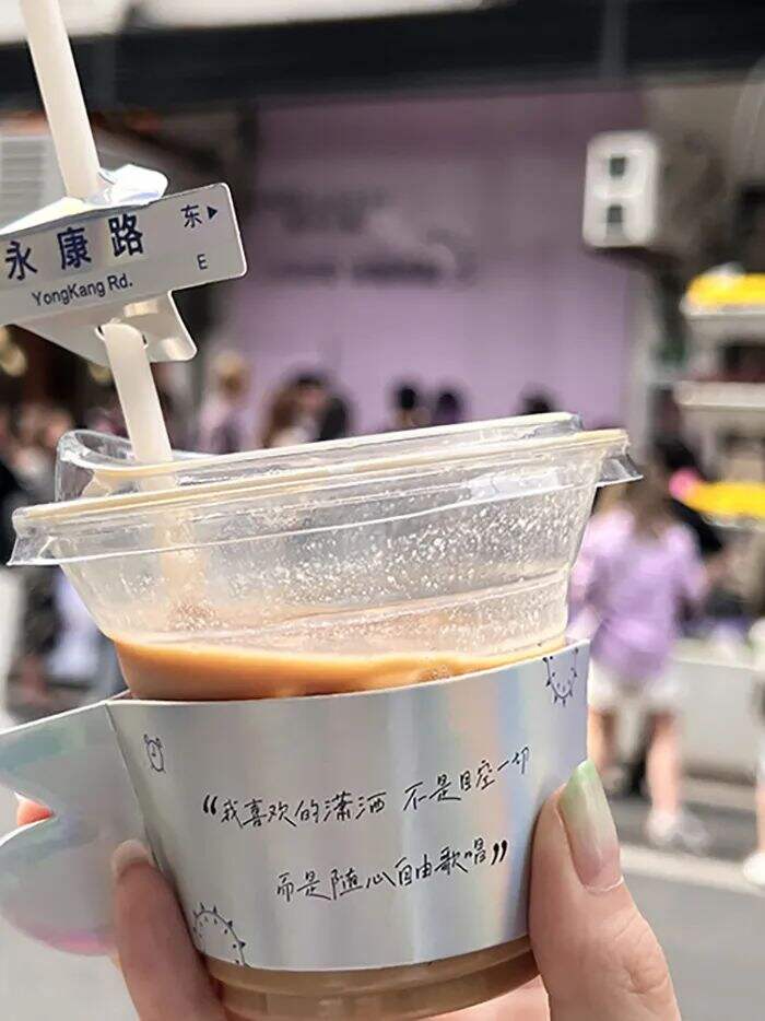 广告人干货库 倒车影像也能看广告?!本周户外广告又有哪些精彩创意?-广告人干货库