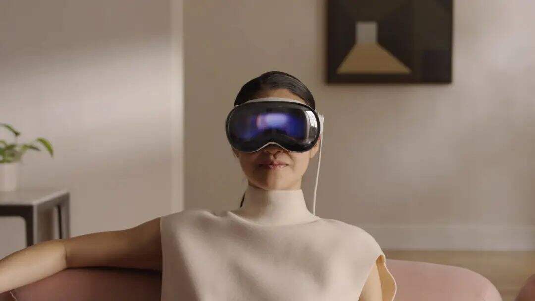 广告人干货库 下一台 iPhone 何必是手机,苹果发布首款头显 Vision Pro-广告人干货库