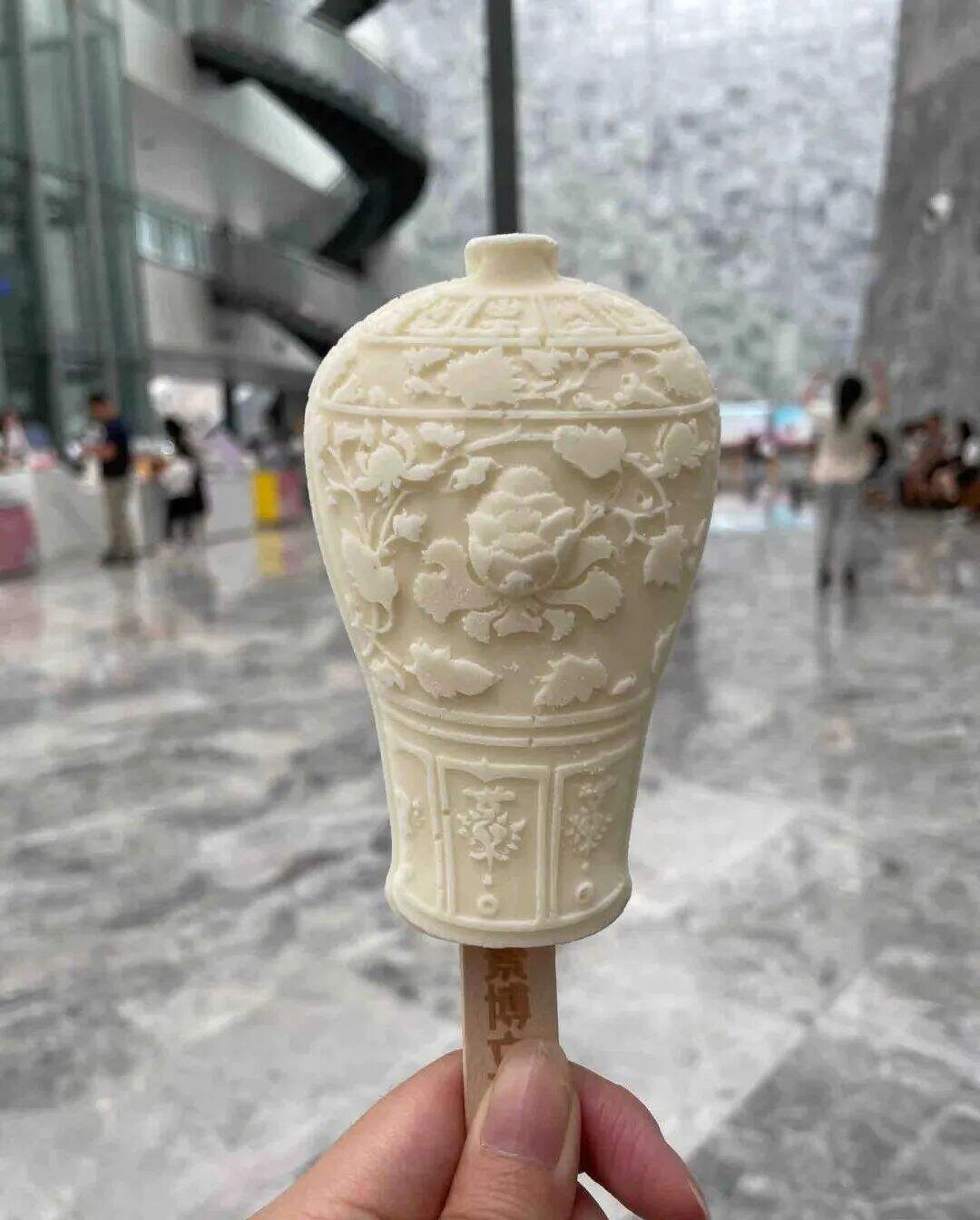 广告人干货库 各地“丑雪糕”文创大比拼,太可怕了!-广告人干货库