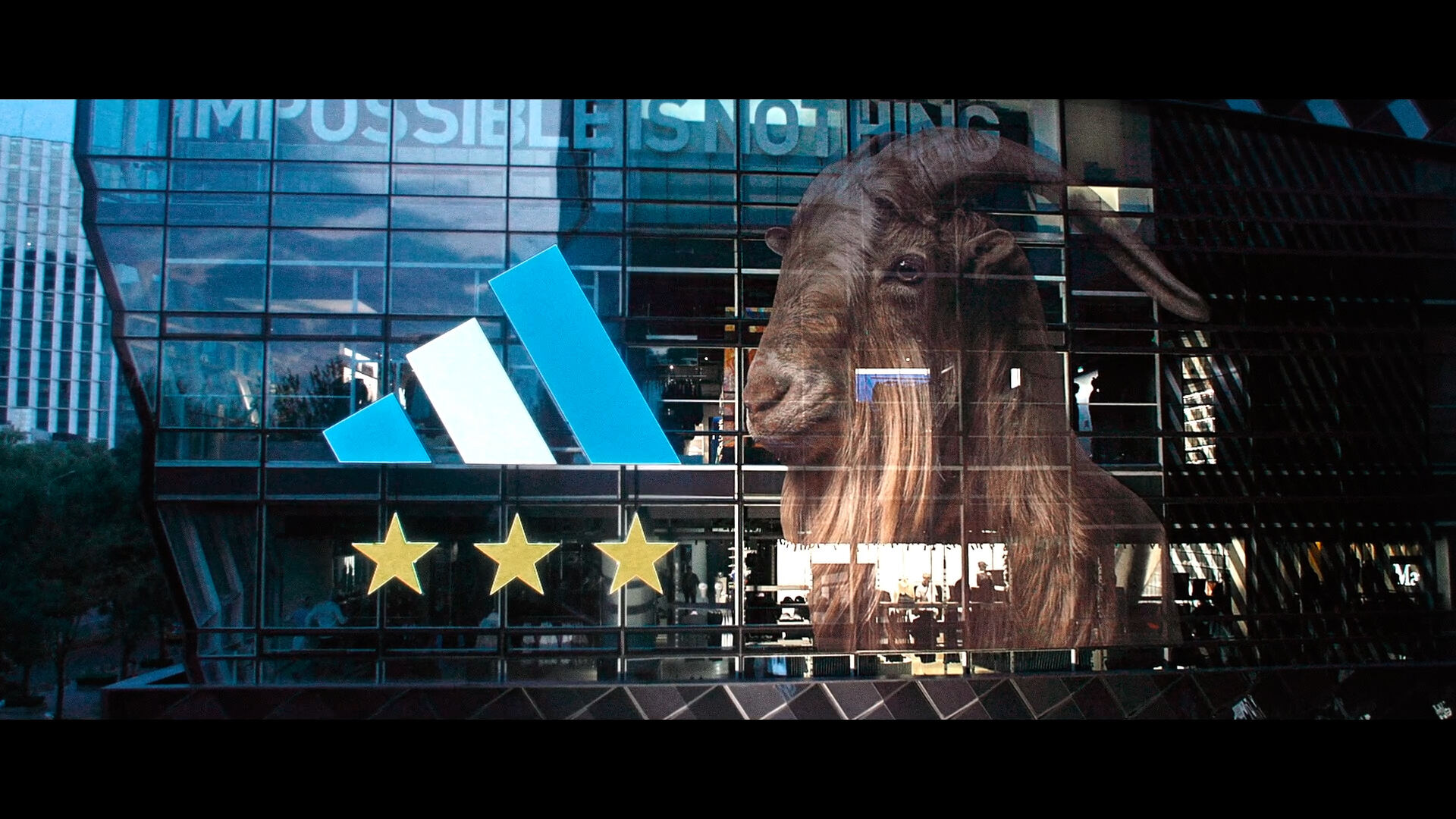 广告人干货库 adidas 点亮蓝白 LOGO,梅西来了!-广告人干货库