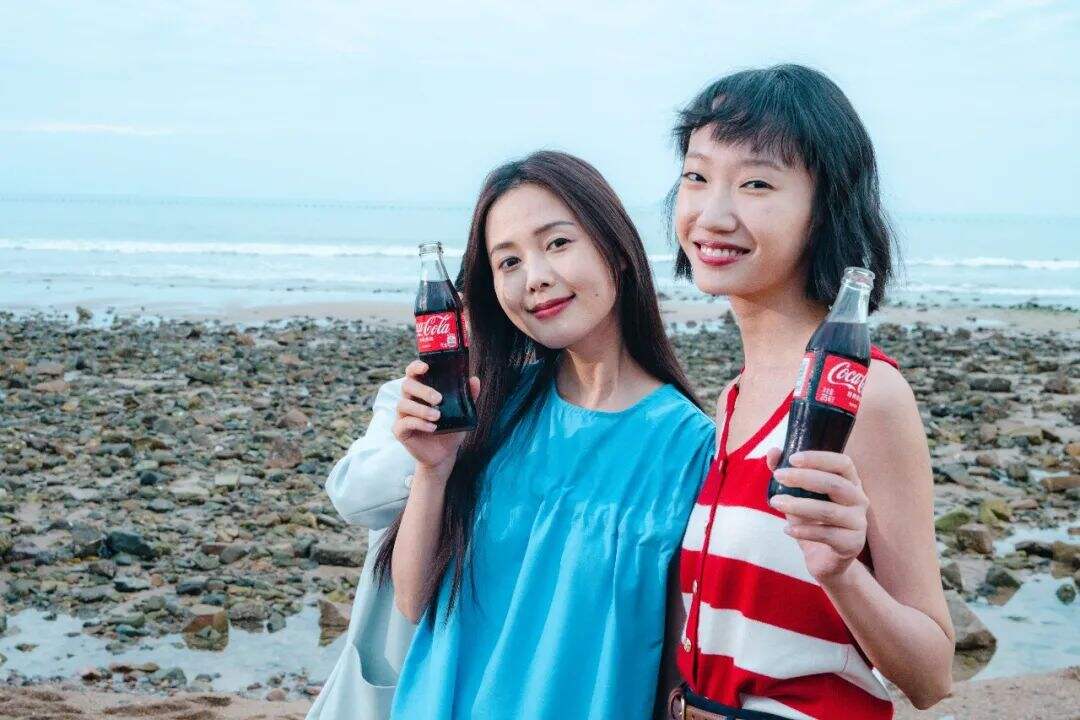 广告人干货库 INTO YOUx可口可乐|与你分享,就算快乐-广告人干货库