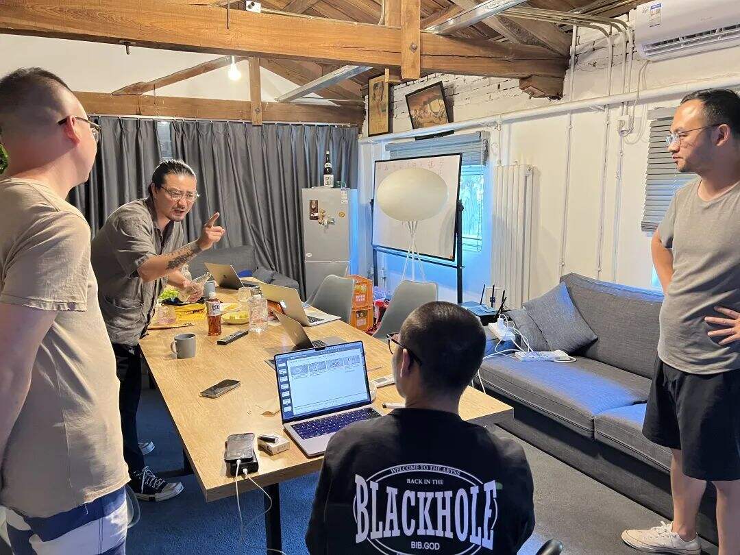 广告人干货库 美团外卖创意TVC:外卖能快到什么程度?-广告人干货库