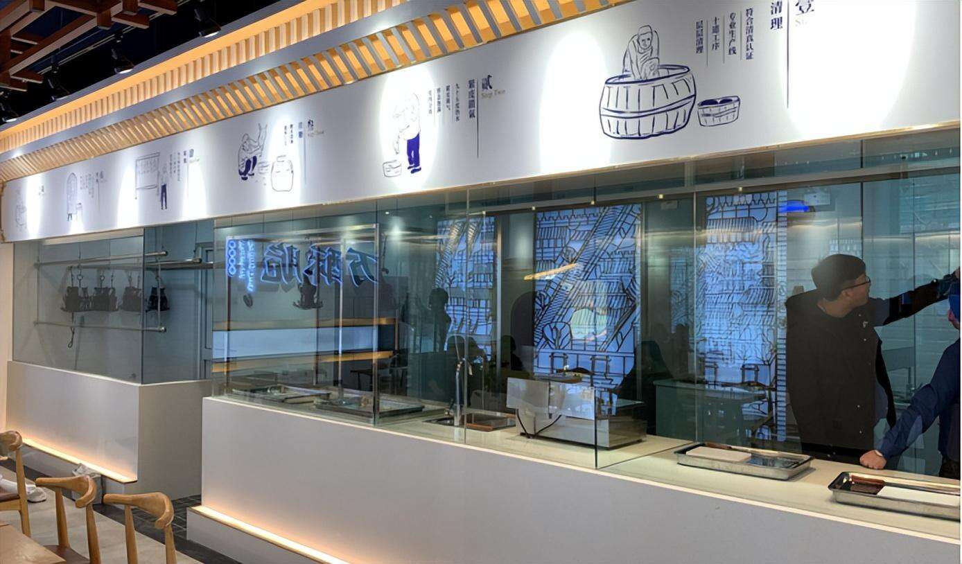 广告人干货库 万酥脆:全新互联网烤鸭,单店日营业额突破7.5万-广告人干货库