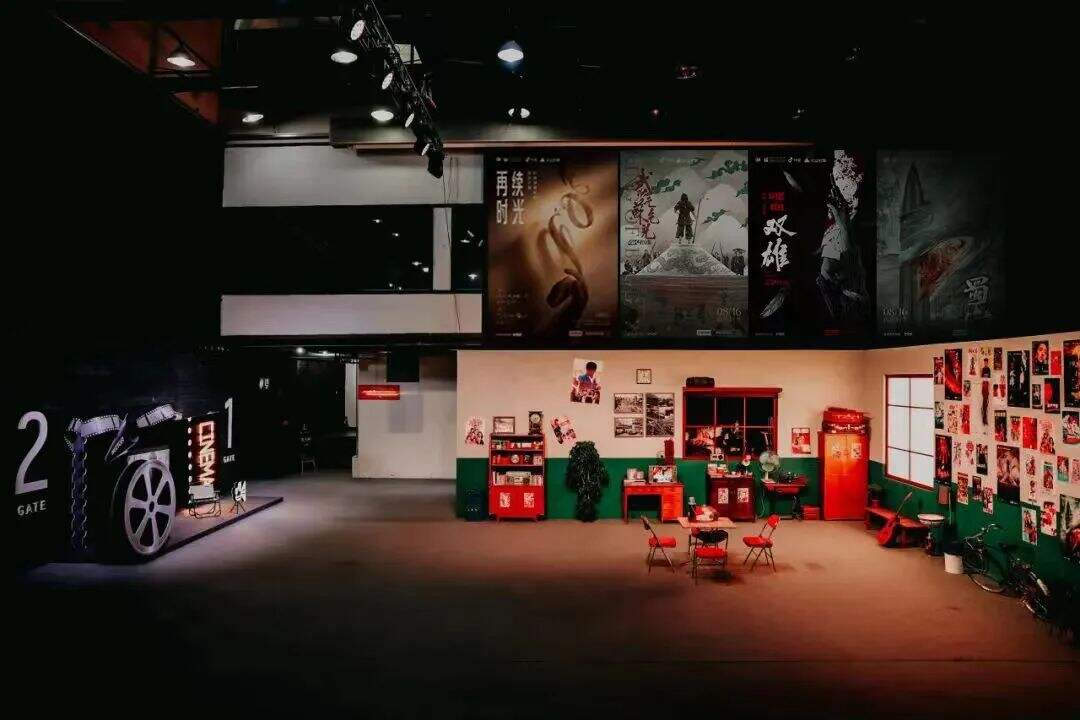 广告人干货库 为10部经典港片重制海报之后,我们想和你聊聊设计思路&港影记忆-广告人干货库