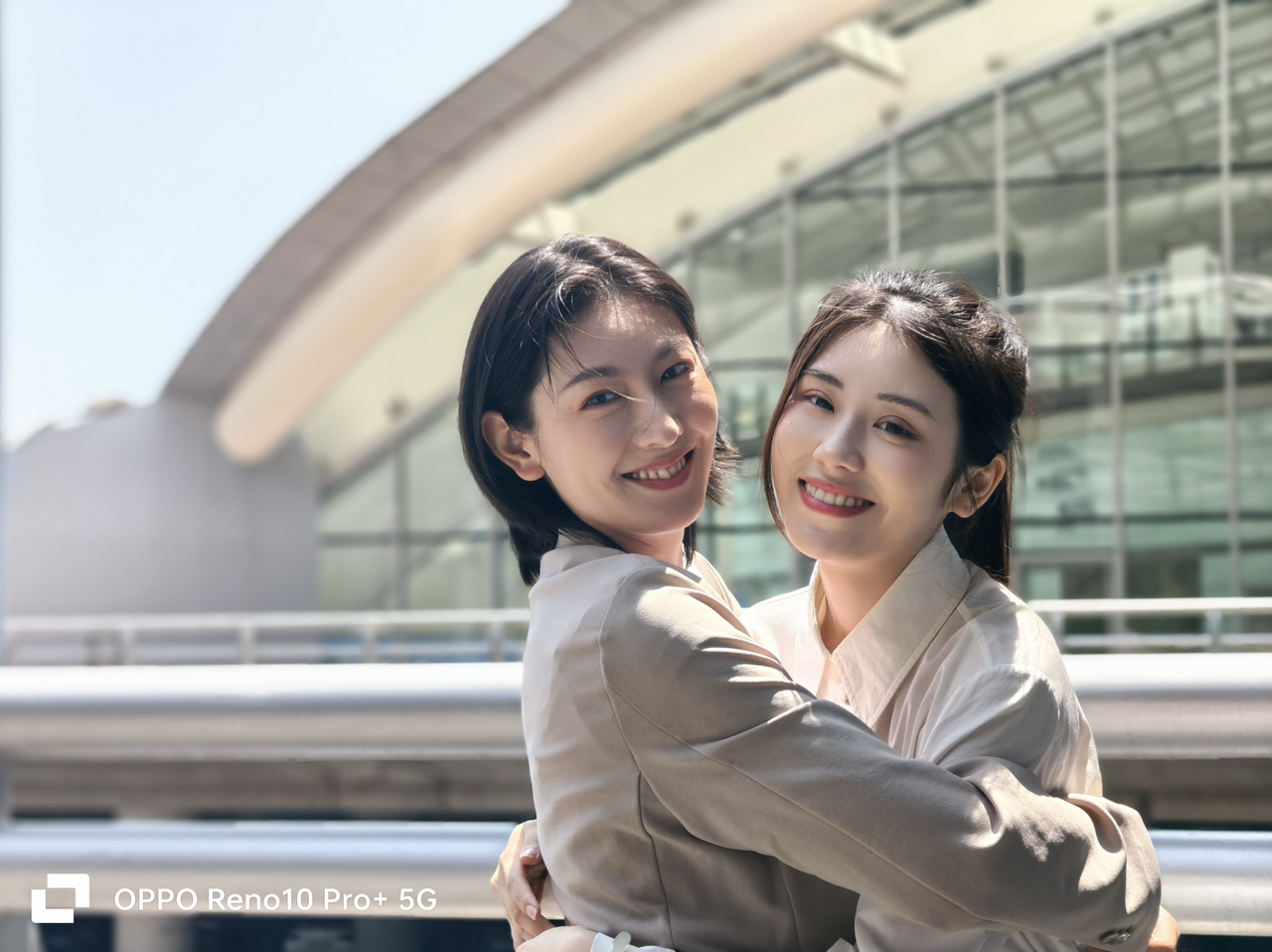 广告人干货库 OPPO Reno10系列:每一场好久不见,都值得好好合影留念-广告人干货库