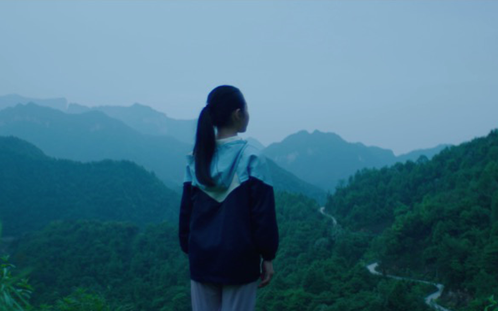 广告人干货库 电通创意x芬必得:一封大山的寻人启事-广告人干货库