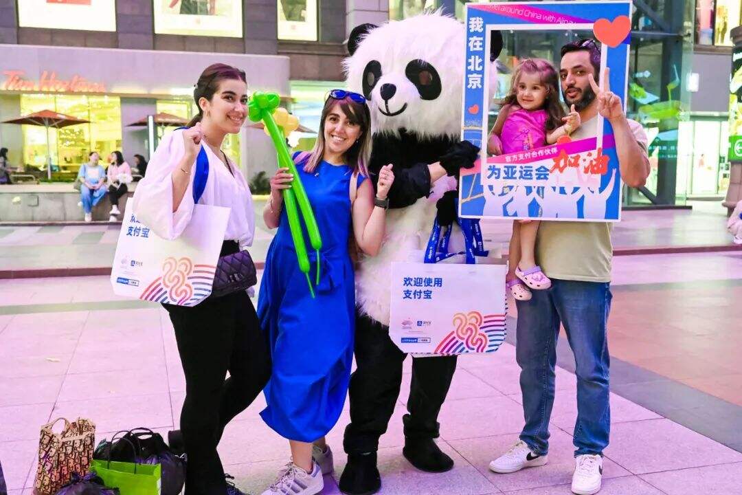 支付宝战亚运:请费翔、打直球、点火炬-广告人干货库