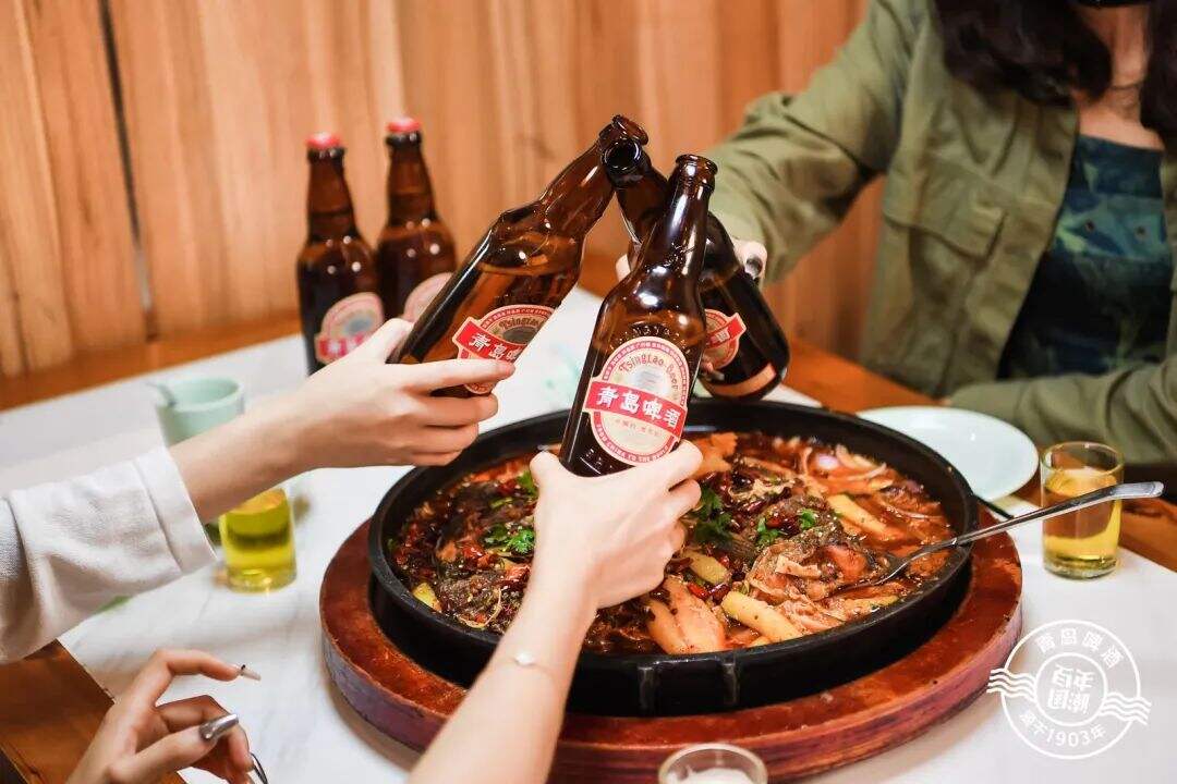 广告人干货库 给宝藏小店打广告,青岛啤酒你别太爱了!-广告人干货库