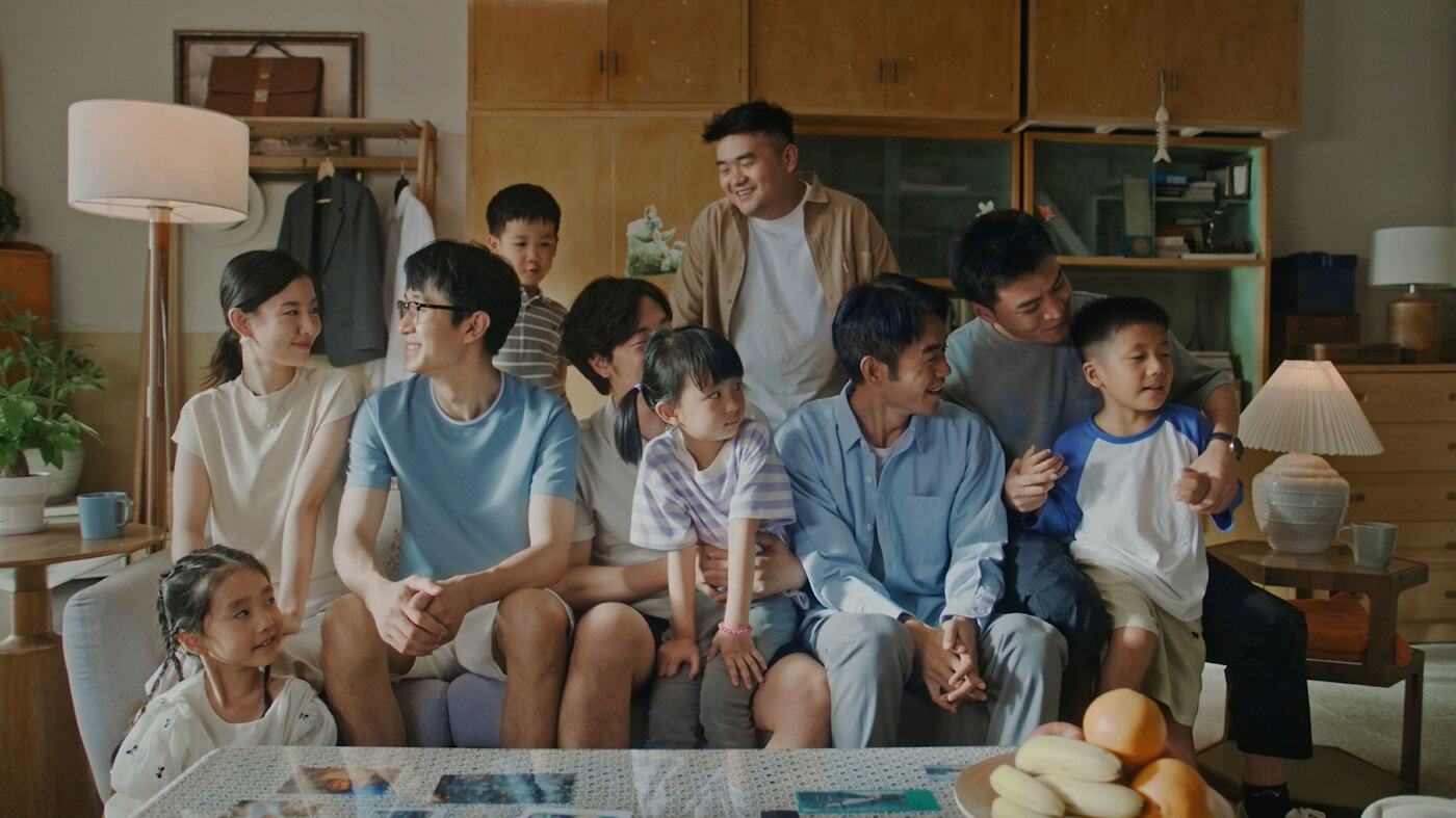 广告人干货库 农行银联哆啦A梦信用卡MV《一路同行》:回到一起看哆啦A梦的日子-广告人干货库