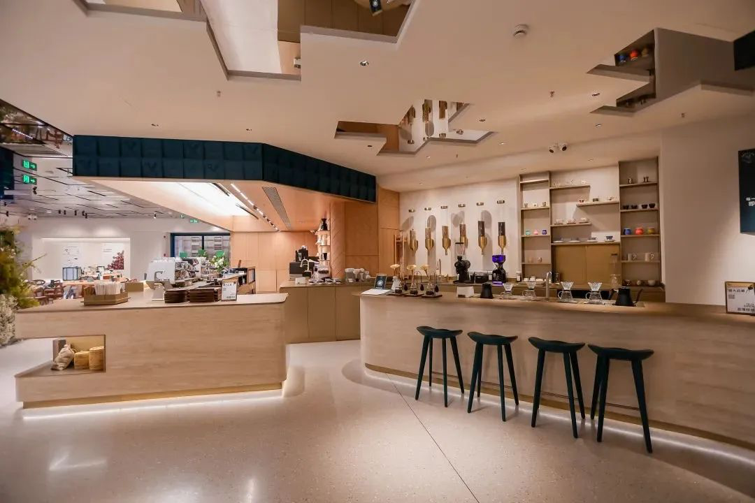 雀巢把高端咖啡店开进上海寺庙-广告人干货库