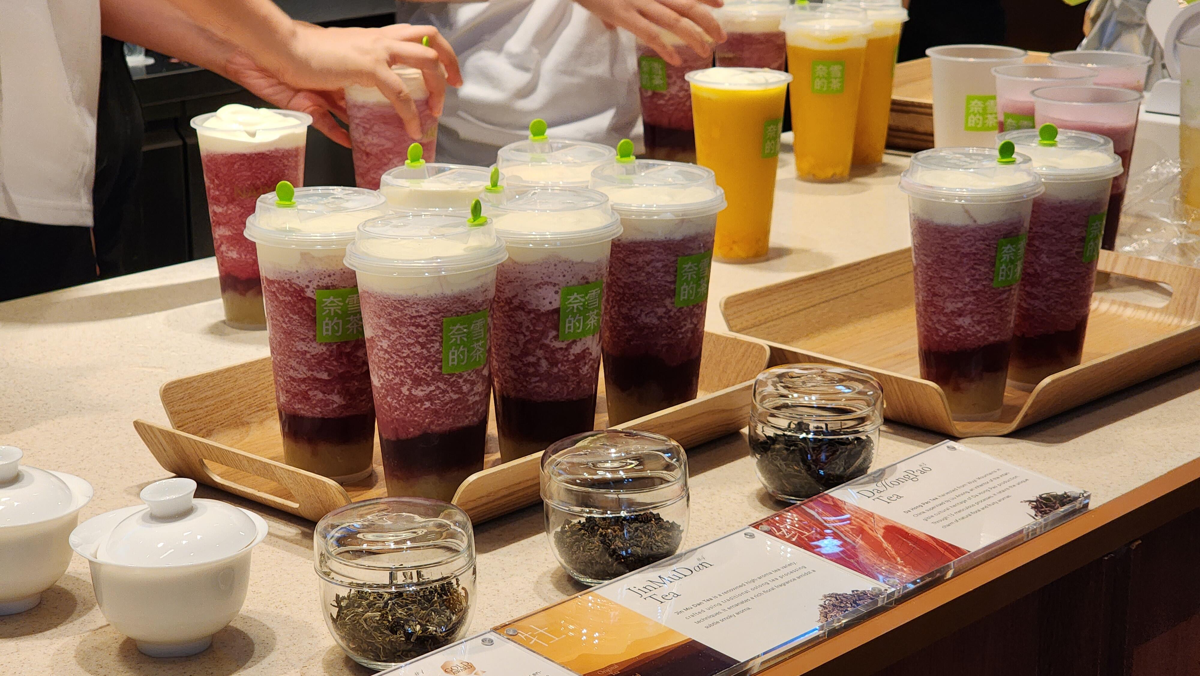 奈雪的茶泰国首店火爆开业-广告人干货库