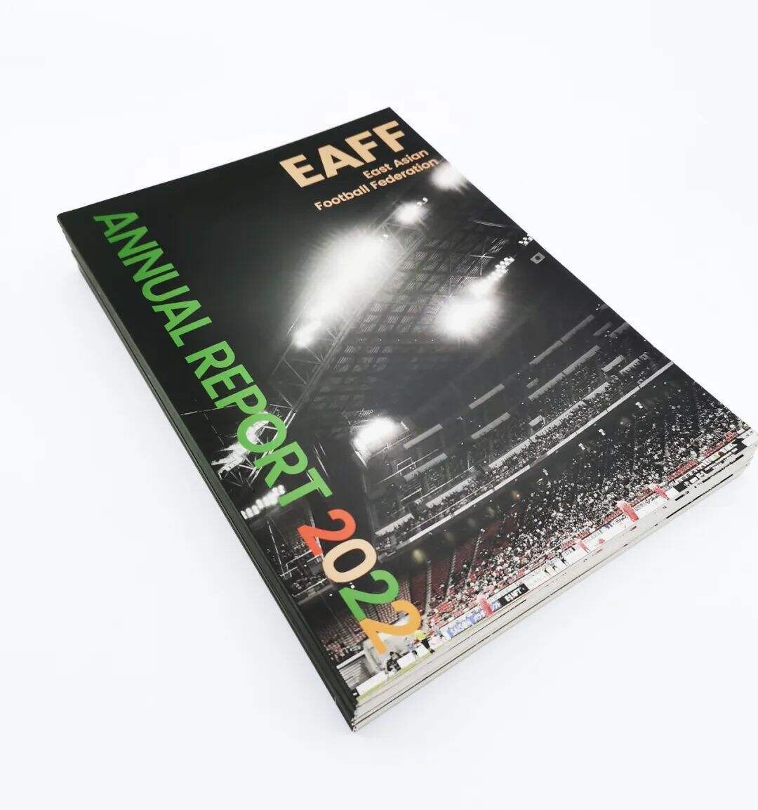 广告人干货库 EAFF东亚足联会年报画册设计-广告人干货库