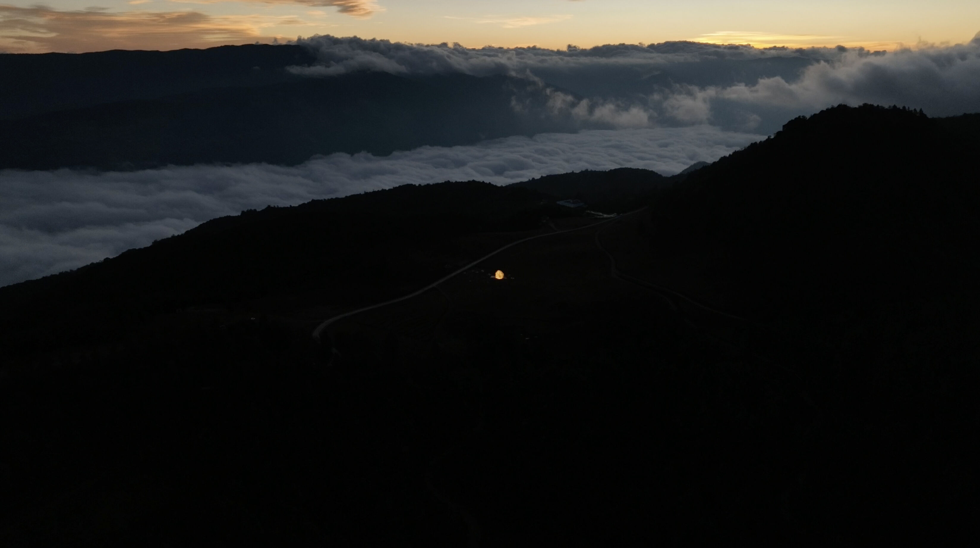 广告人干货库 银联诗歌POS机公益行动 | 发光的石头,照亮“大山里的诗歌节”-广告人干货库