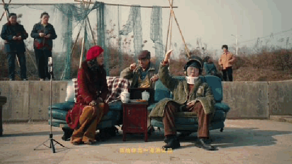 广告人干货库 和平精英龙年贺岁微电影:《我在P城很想你》-广告人干货库