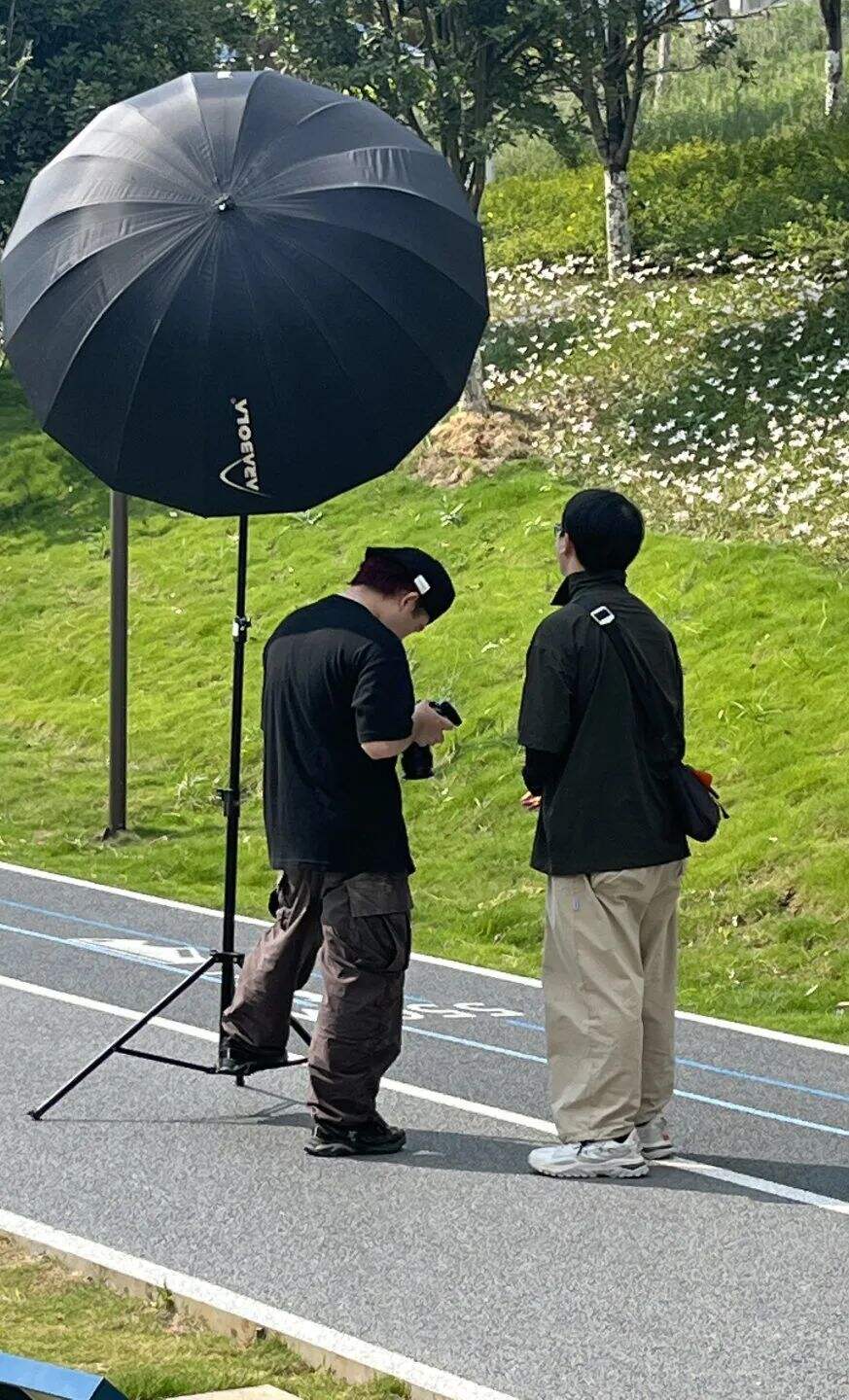 长虹·成都大运会：一个巴掌拍不响就用两个巴掌-广告人干货库