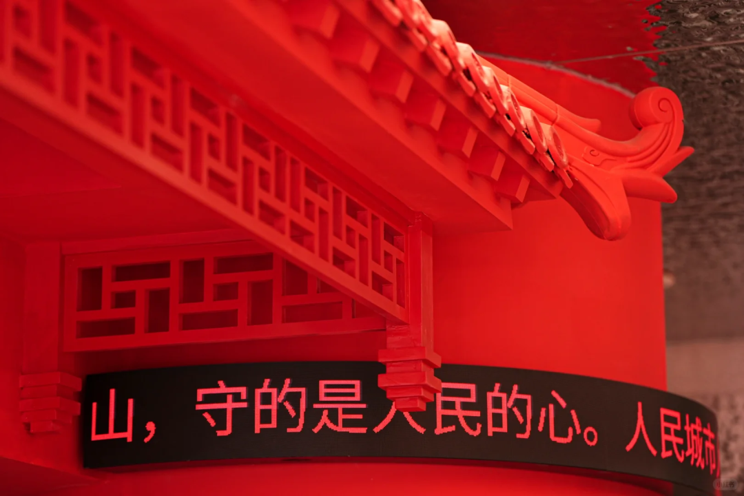 广告人干货库 北京「人民咖啡馆」火了!设计越看越“红”!-广告人干货库