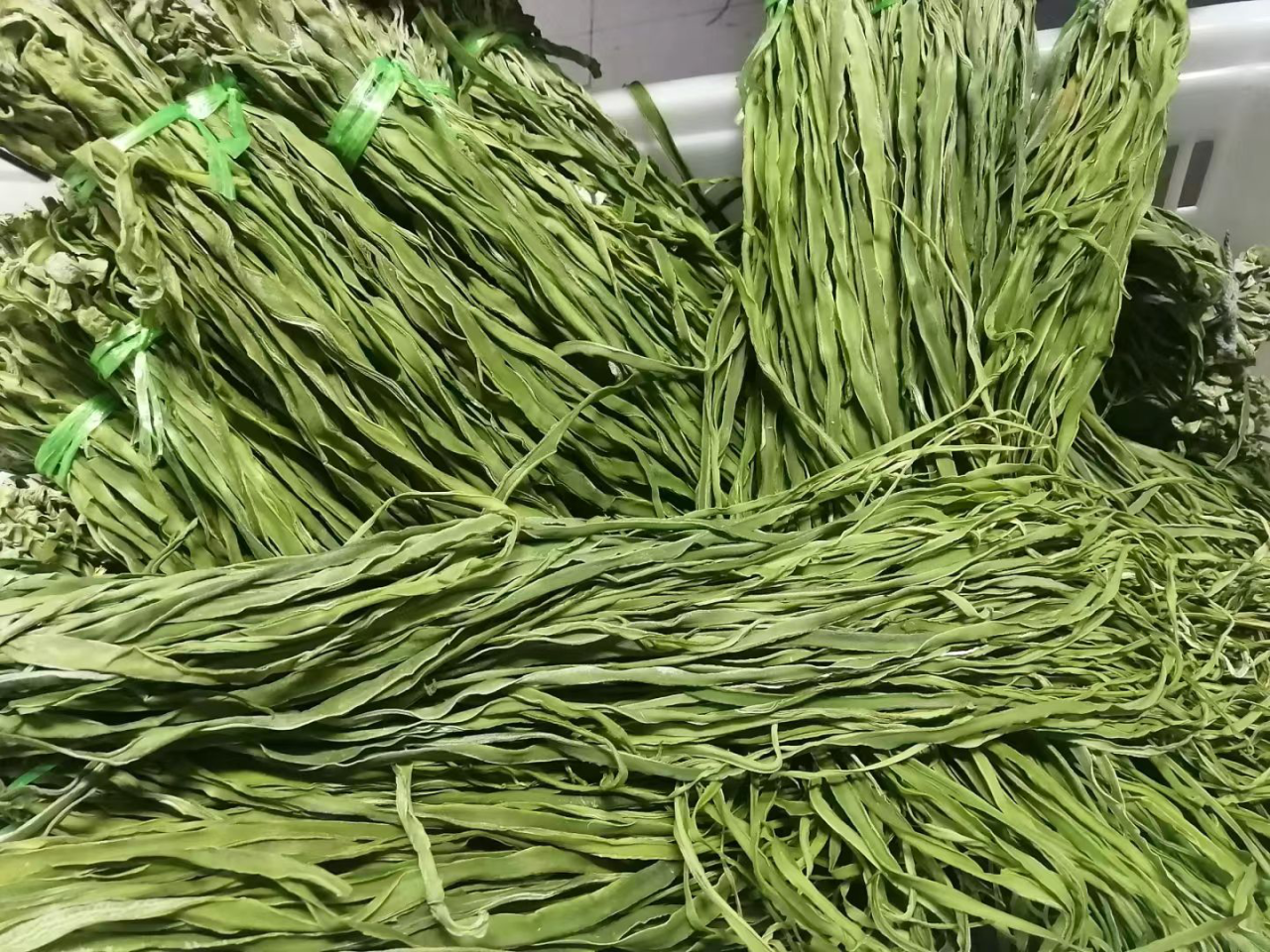 麦当劳新品，网友吵翻了-广告人干货库