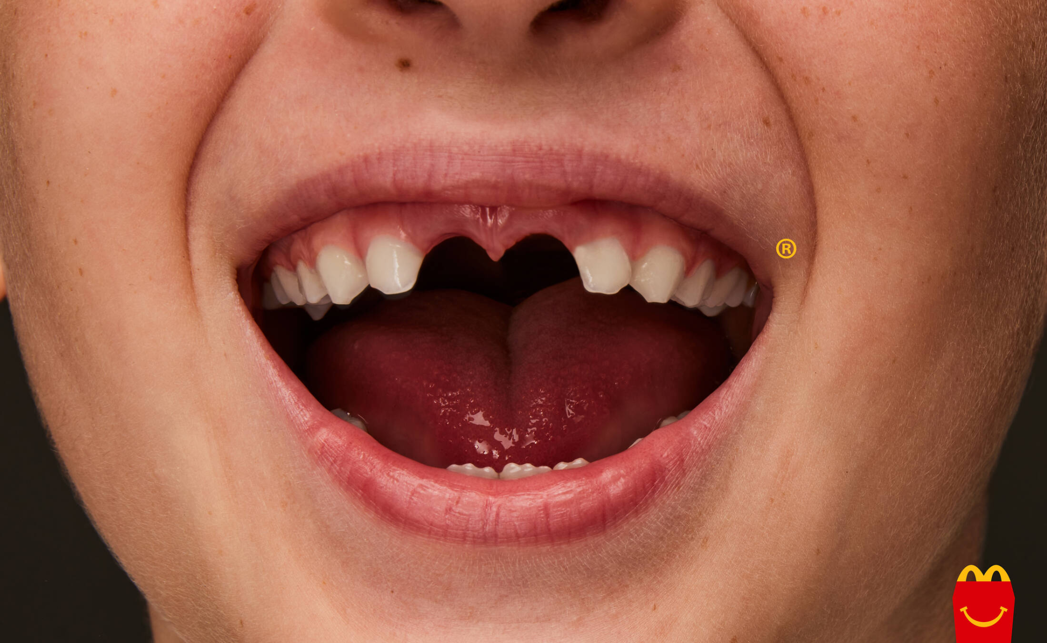 TBWA为麦当劳发布一组「Smiles」主题户外广告-广告人干货库