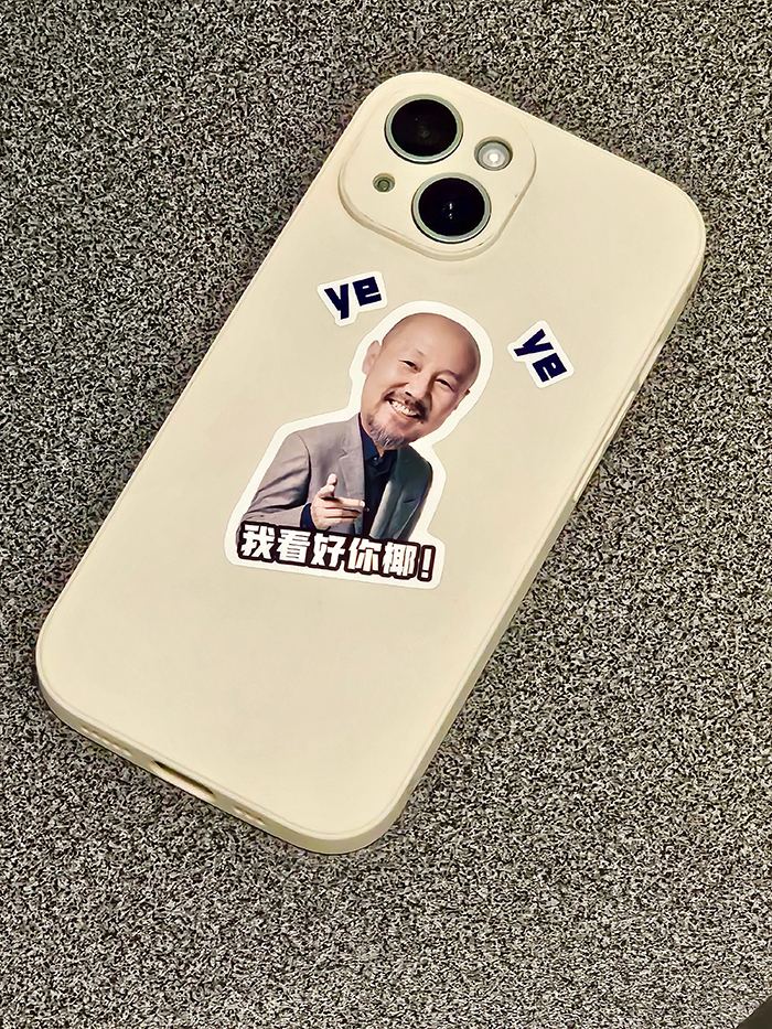 瑞幸 × 腾格尔，给生椰拿铁庆生-广告人干货库