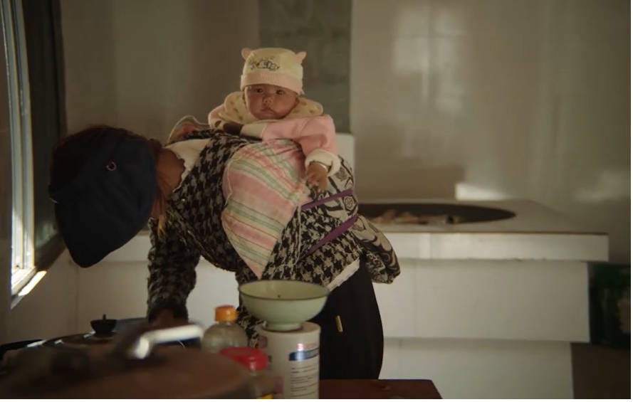 广告人干货库 京东母婴公益纪录片:看见大山里的妈妈-广告人干货库