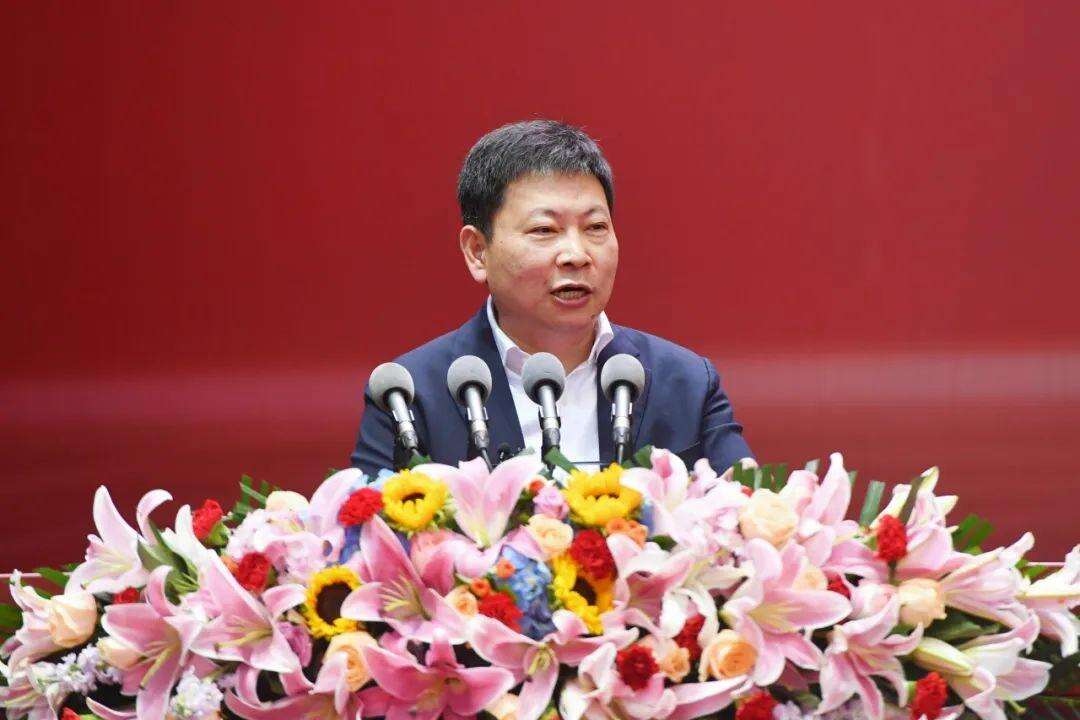 余承东大学演讲，被网友戏称史上最强招生广告-广告人干货库