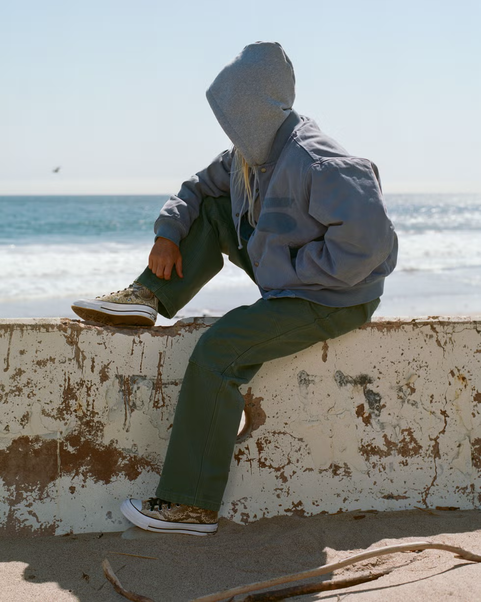 匡威携手 Stüssy 诠释野性蛇纹-广告人干货库