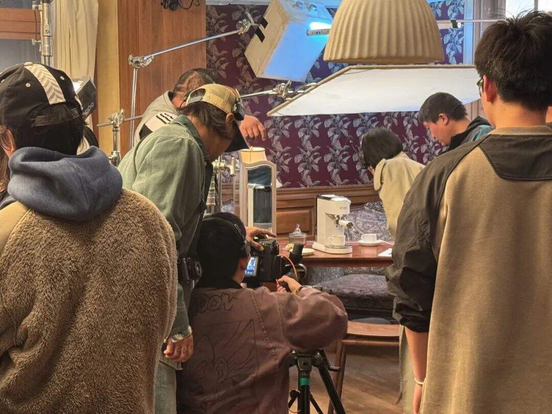 广告人干货库 沒有大明星 ,只有明星小家電 by 京東家電 + W-广告人干货库