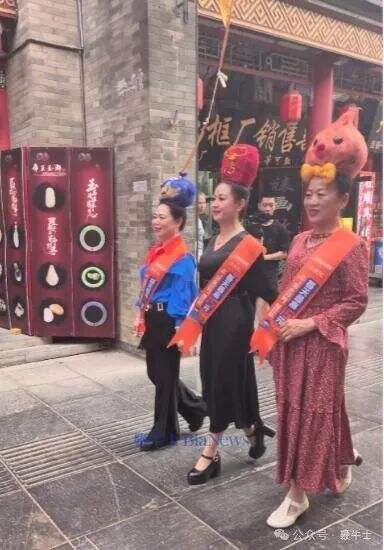 淘宝闪购和饿了么广告打上三轮车-广告人干货库