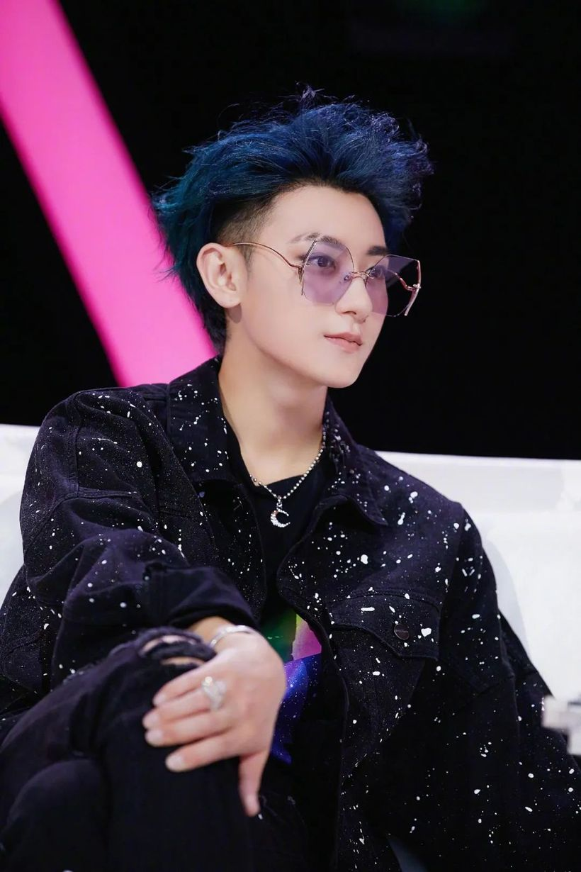 1晚4000万，黄子韬的卫生巾品牌真成了？-广告人干货库