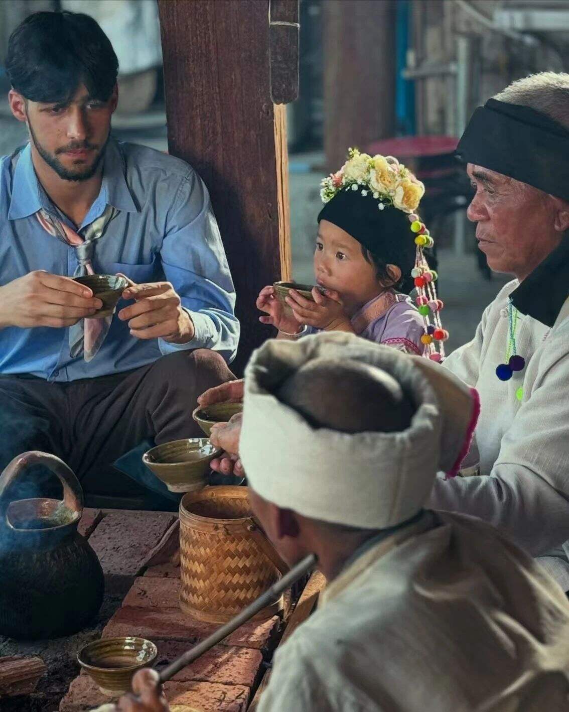 广告人干货库 安缦·茶马古窖:把193个国家代表,请到景迈山喝茶-广告人干货库
