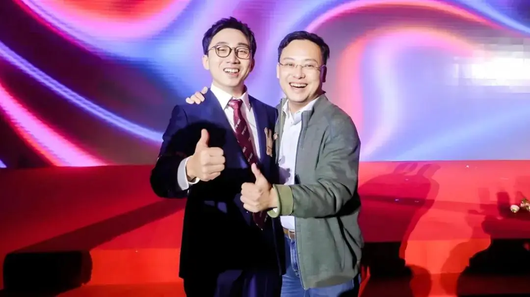 广告人干货库 “新首富”泡泡玛特王宁:在下行周期里卖 “情绪” 的人-广告人干货库