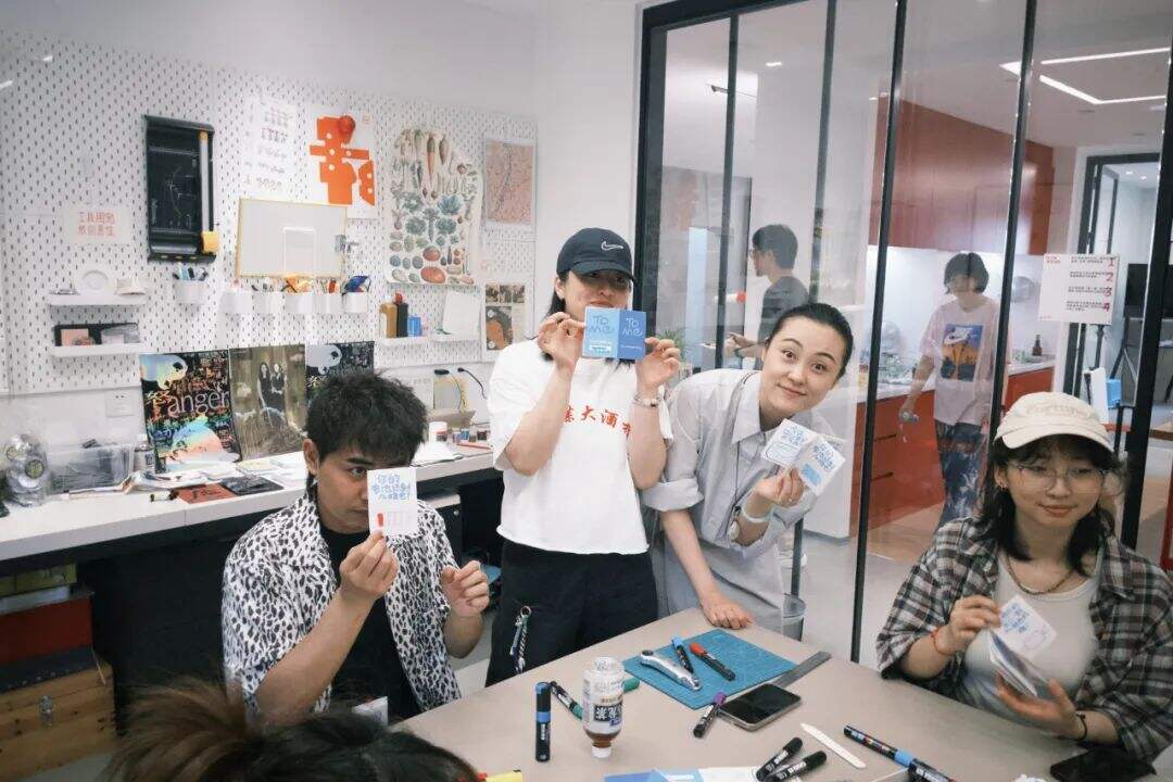 广告人干货库 LxU以乘成立全新设计工作室 —— 西3 DESIGN-广告人干货库