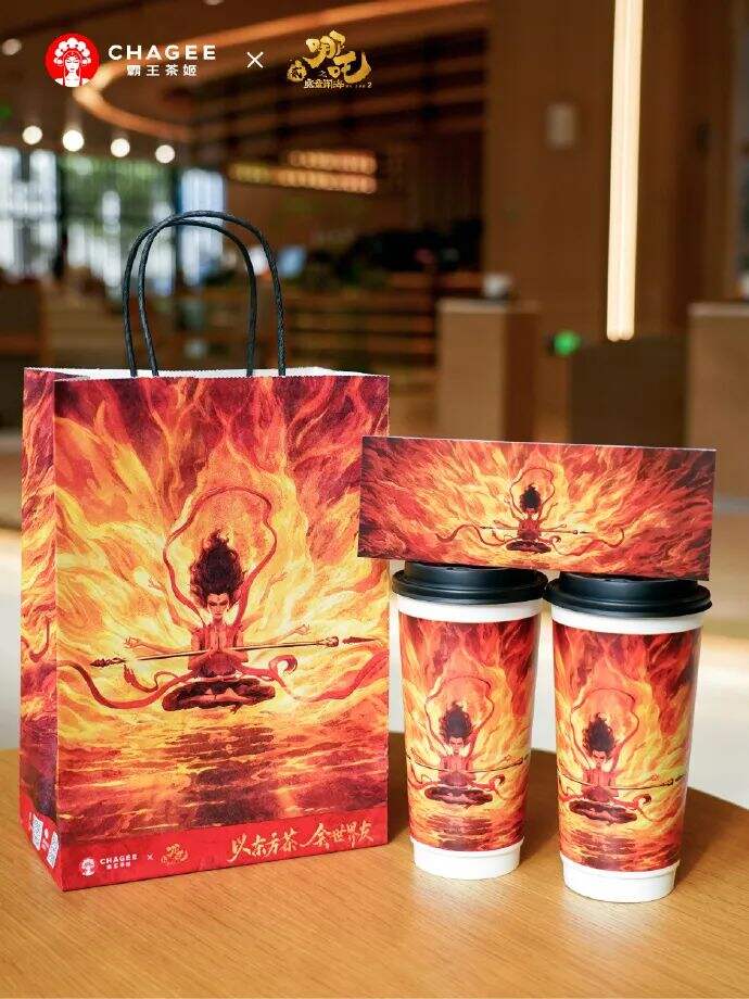 广告人干货库 泡泡玛特&霸王茶姬:品牌即超级媒体 如何打造现象级流量效应?-广告人干货库