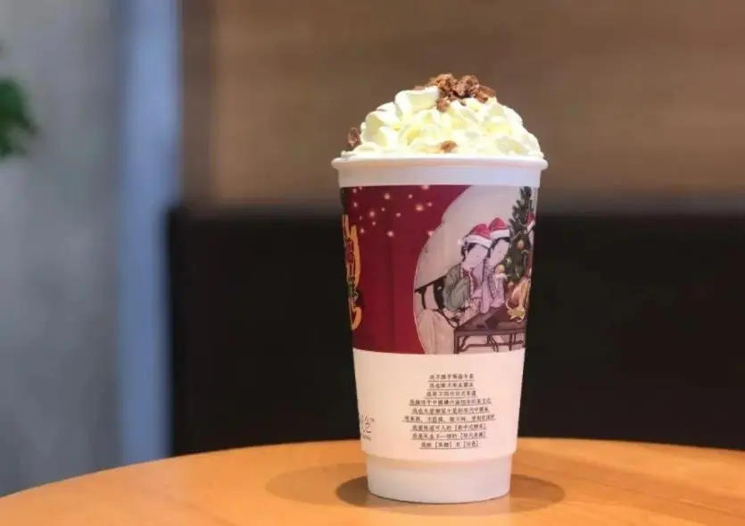 排队8小时的茶颜悦色,火爆背后的逻辑是什么?茶颜悦色品牌史-广告人干货库