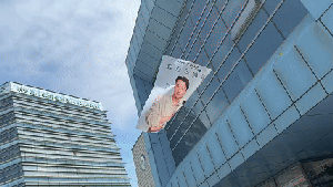 vivo X Fold5:贾冰的海报飘走了!-广告人干货库