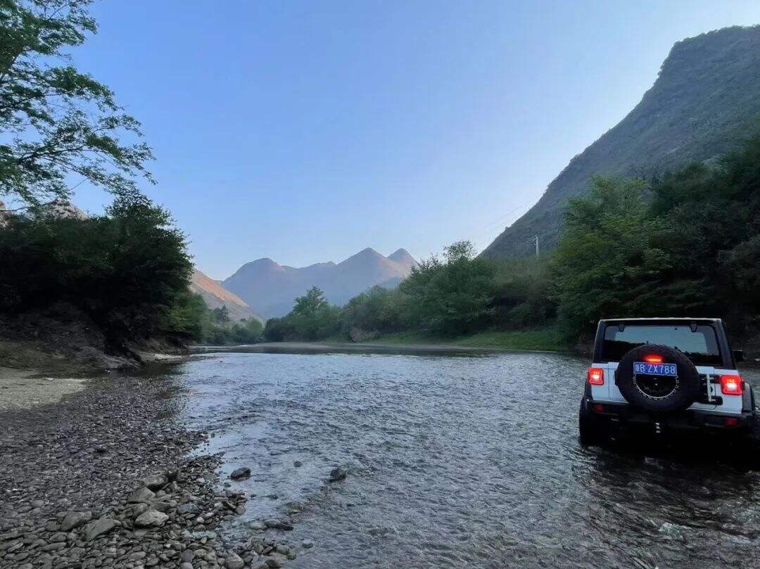 广告人干货库 强而有为 | 探秘 Jeep 牧马人 41 致敬版贵州大山拍摄之旅-广告人干货库
