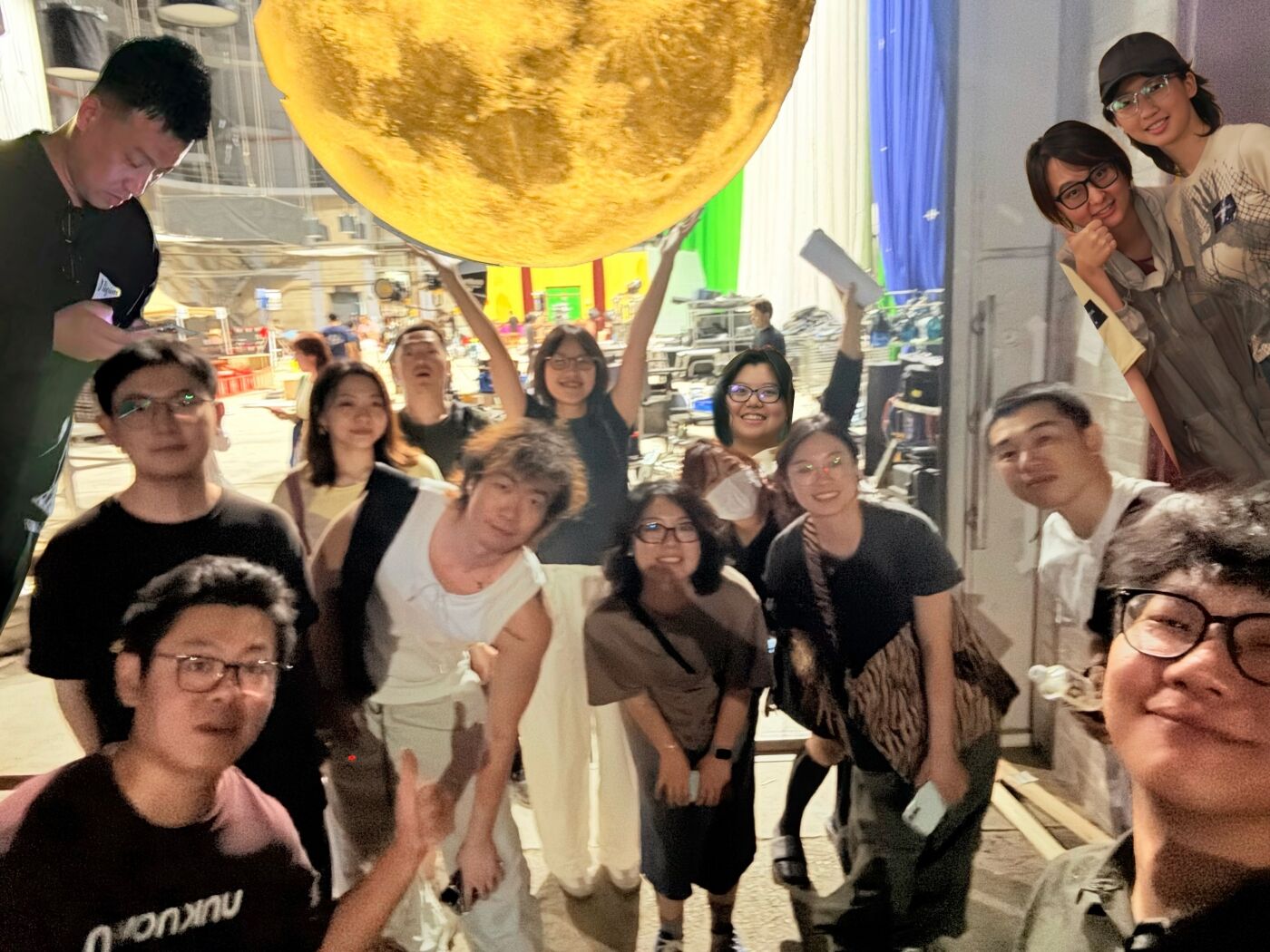 伊利：那首 BGM 响起，我们都哭了-广告人干货库