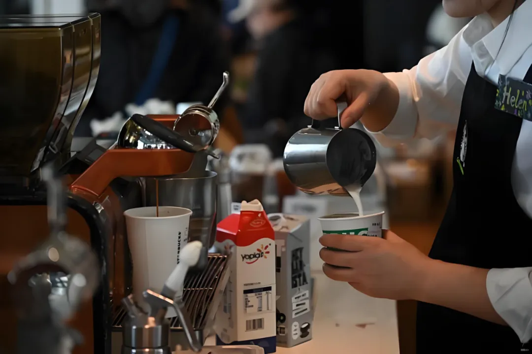 星巴克中国易主:外资光环的尽头,是学会做中国品牌!-广告人干货库