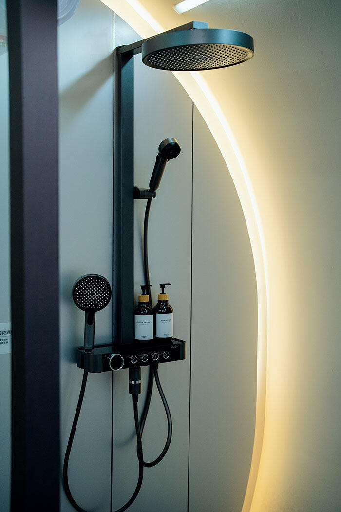 广告人干货库 京东:2000米高原上,一件“天大的小事”-广告人干货库