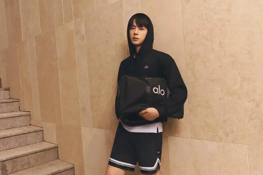 Alo Yoga 怎么就火了?-广告人干货库