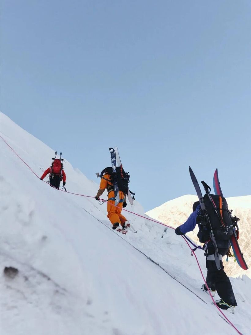 始祖鸟：是的，我们去《山的另一边》拍了一部电影-广告人干货库