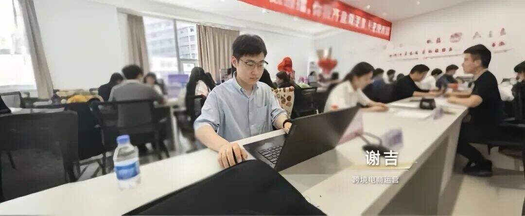 广告人干货库 罗振宇2026“时间的朋友”跨年演讲全文稿【附书单】-广告人干货库